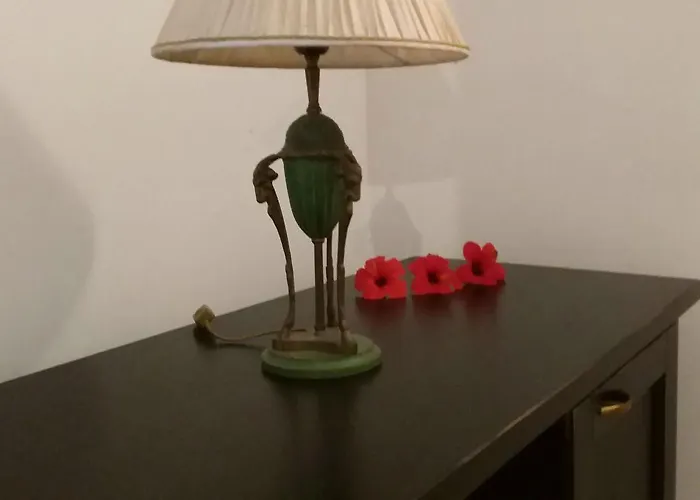 农家乐 La Trottoria *