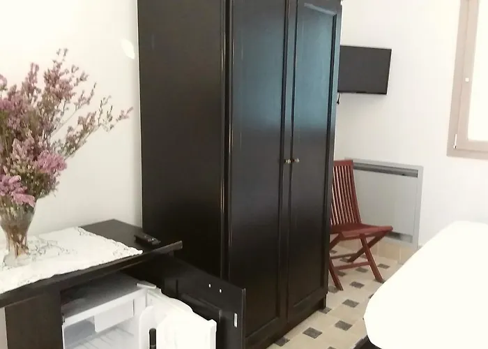 农家乐 La Trottoria *